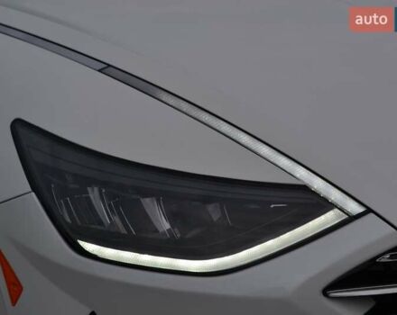 Белый Хендай Соната, объемом двигателя 2 л и пробегом 95 тыс. км за 20900 $, фото 43 на Automoto.ua