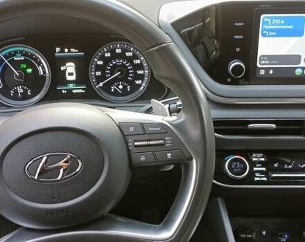 Білий Хендай Соната, об'ємом двигуна 2 л та пробігом 43 тис. км за 23550 $, фото 5 на Automoto.ua