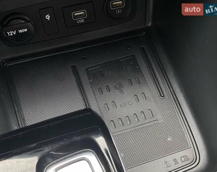 Белый Хендай Соната, объемом двигателя 2 л и пробегом 95 тыс. км за 20900 $, фото 8 на Automoto.ua