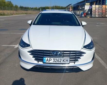 Білий Хендай Соната, об'ємом двигуна 2 л та пробігом 80 тис. км за 22500 $, фото 1 на Automoto.ua