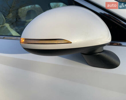 Белый Хендай Соната, объемом двигателя 2 л и пробегом 20 тыс. км за 27800 $, фото 17 на Automoto.ua