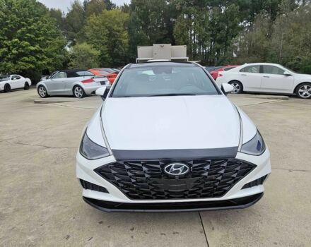 Белый Хендай Соната, объемом двигателя 1.6 л и пробегом 23 тыс. км за 9000 $, фото 1 на Automoto.ua