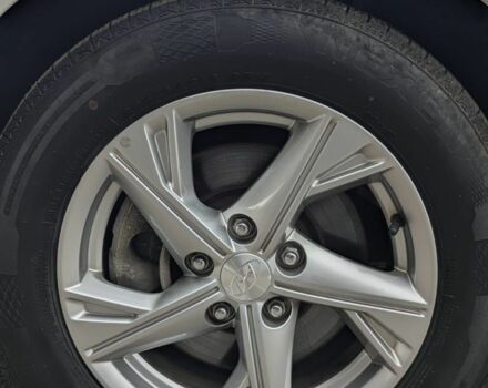 Белый Хендай Соната, объемом двигателя 2 л и пробегом 121 тыс. км за 19900 $, фото 4 на Automoto.ua