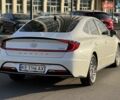 Белый Хендай Соната, объемом двигателя 2 л и пробегом 26 тыс. км за 25000 $, фото 3 на Automoto.ua