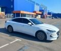 Білий Хендай Соната, об'ємом двигуна 2 л та пробігом 80 тис. км за 21500 $, фото 1 на Automoto.ua