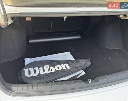 Белый Хендай Соната, объемом двигателя 1.6 л и пробегом 31 тыс. км за 25985 $, фото 16 на Automoto.ua