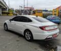 Белый Хендай Соната, объемом двигателя 2 л и пробегом 121 тыс. км за 19900 $, фото 1 на Automoto.ua