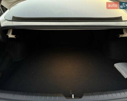 Белый Хендай Соната, объемом двигателя 2 л и пробегом 115 тыс. км за 20000 $, фото 13 на Automoto.ua