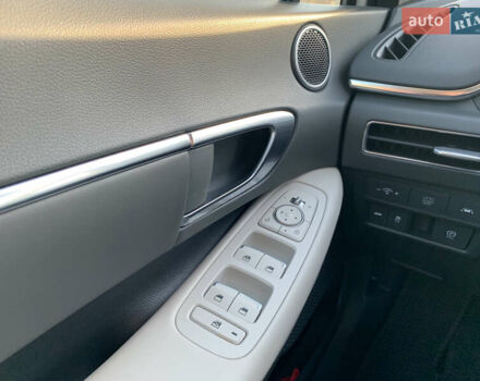 Белый Хендай Соната, объемом двигателя 2 л и пробегом 20 тыс. км за 27800 $, фото 38 на Automoto.ua