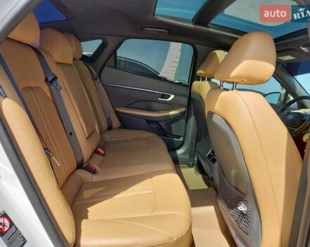 Білий Хендай Соната, об'ємом двигуна 1.6 л та пробігом 59 тис. км за 5400 $, фото 9 на Automoto.ua