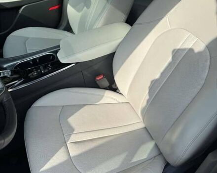 Белый Хендай Соната, объемом двигателя 1.6 л и пробегом 31 тыс. км за 25985 $, фото 14 на Automoto.ua