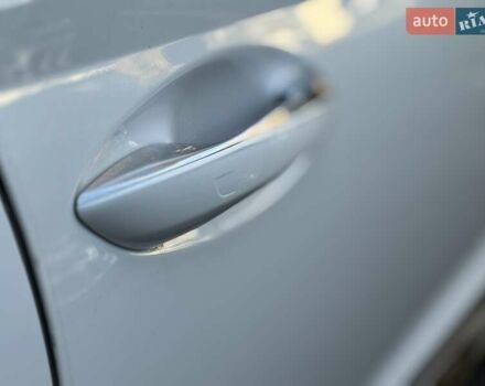 Белый Хендай Соната, объемом двигателя 2 л и пробегом 26 тыс. км за 25000 $, фото 11 на Automoto.ua