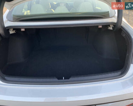 Белый Хендай Соната, объемом двигателя 2 л и пробегом 20 тыс. км за 27800 $, фото 25 на Automoto.ua