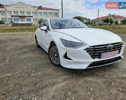 Белый Хендай Соната, объемом двигателя 2 л и пробегом 45 тыс. км за 28900 $, фото 5 на Automoto.ua