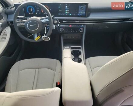 Білий Хендай Соната, об'ємом двигуна 2.5 л та пробігом 34 тис. км за 26900 $, фото 8 на Automoto.ua