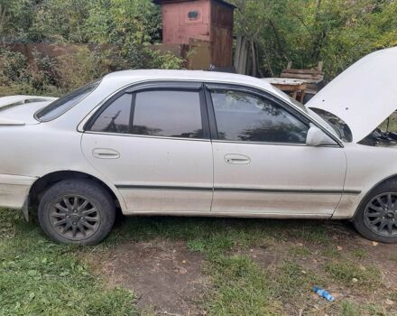 Белый Хендай Соната, объемом двигателя 2 л и пробегом 100 тыс. км за 1000 $, фото 4 на Automoto.ua