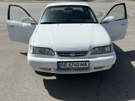 Хендай Соната 1995 в Днепре (Днепропетровске) на Automoto.ua Белый Хендай Соната, объемом двигателя 1.8 л и пробегом 215 тыс. км за 2600 $, фото 1 на Automoto.ua