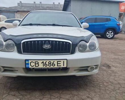 Білий Хендай Соната, об'ємом двигуна 2 л та пробігом 299 тис. км за 3800 $, фото 1 на Automoto.ua