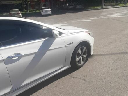 Хендай Соната 2011 в Одессе на Automoto.ua Белый Хендай Соната, объемом двигателя 2.4 л и пробегом 2 тыс. км за 9500 $, фото 1 на Automoto.ua