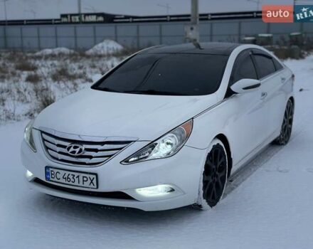 Білий Хендай Соната, об'ємом двигуна 2 л та пробігом 270 тис. км за 7500 $, фото 1 на Automoto.ua