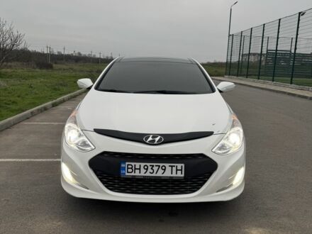 Білий Хендай Соната, об'ємом двигуна 2.4 л та пробігом 164 тис. км за 10000 $, фото 1 на Automoto.ua