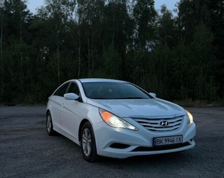 Білий Хендай Соната, об'ємом двигуна 2.36 л та пробігом 193 тис. км за 7399 $, фото 1 на Automoto.ua