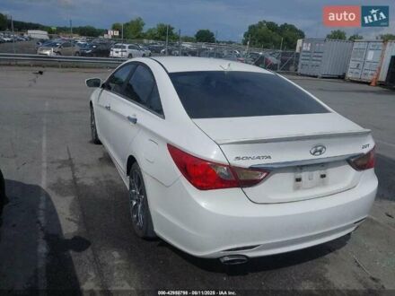 Білий Хендай Соната, об'ємом двигуна 2 л та пробігом 160 тис. км за 6300 $, фото 1 на Automoto.ua