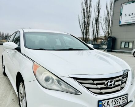 Білий Хендай Соната, об'ємом двигуна 2.4 л та пробігом 166 тис. км за 7999 $, фото 1 на Automoto.ua