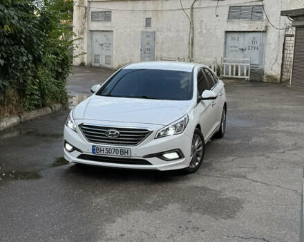 Білий Хендай Соната, об'ємом двигуна 2 л та пробігом 262 тис. км за 12700 $, фото 1 на Automoto.ua