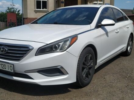 Белый Хендай Соната, объемом двигателя 2 л и пробегом 190 тыс. км за 9400 $, фото 1 на Automoto.ua