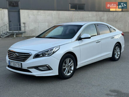 Хендай Соната 2016 в Киеве на Automoto.ua Белый Хендай Соната, объемом двигателя 2 л и пробегом 161 тыс. км за 9999 $, фото 1 на Automoto.ua