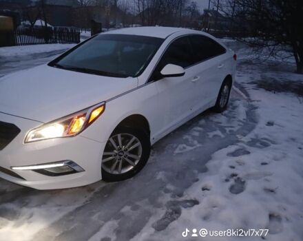 Белый Хендай Соната, объемом двигателя 2.4 л и пробегом 80 тыс. км за 10500 $, фото 1 на Automoto.ua