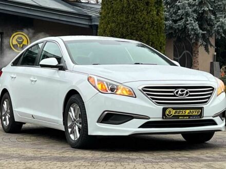 Білий Хендай Соната, об'ємом двигуна 2.4 л та пробігом 123 тис. км за 9200 $, фото 1 на Automoto.ua