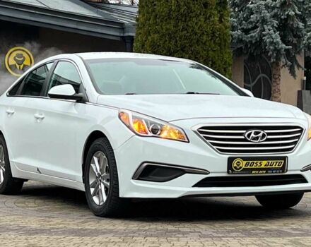 Белый Хендай Соната, объемом двигателя 2.4 л и пробегом 123 тыс. км за 9200 $, фото 1 на Automoto.ua