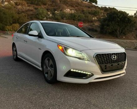 Белый Хендай Соната, объемом двигателя 2 л и пробегом 89 тыс. км за 10680 $, фото 1 на Automoto.ua