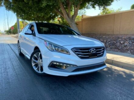 Белый Хендай Соната, объемом двигателя 2.4 л и пробегом 64 тыс. км за 3250 $, фото 1 на Automoto.ua