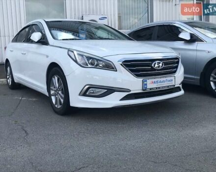 Білий Хендай Соната, об'ємом двигуна 2 л та пробігом 431 тис. км за 9450 $, фото 1 на Automoto.ua