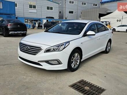 Белый Хендай Соната, объемом двигателя 2 л и пробегом 329 тыс. км за 10990 $, фото 1 на Automoto.ua