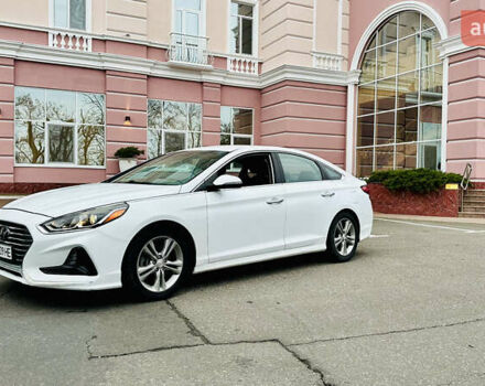 Білий Хендай Соната, об'ємом двигуна 2.36 л та пробігом 46 тис. км за 14000 $, фото 1 на Automoto.ua
