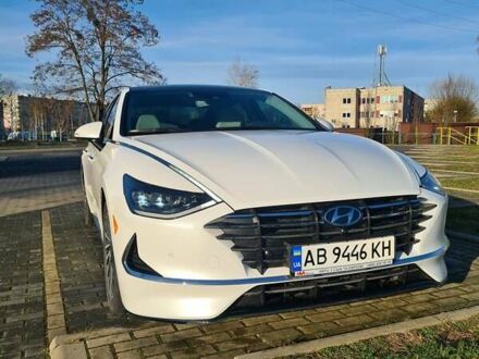 Хендай Соната 2020 в Херсоне на Automoto.ua Белый Хендай Соната, объемом двигателя 2 л и пробегом 19 тыс. км за 27000 $, фото 1 на Automoto.ua