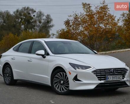 Білий Хендай Соната, об'ємом двигуна 2 л та пробігом 95 тис. км за 20900 $, фото 1 на Automoto.ua