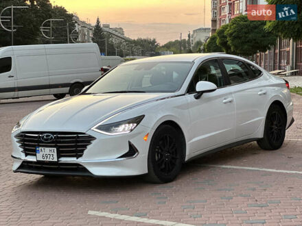 Хендай Соната 2020 в Ивано-Франковске на Automoto.ua Белый Хендай Соната, объемом двигателя 2.5 л и пробегом 73 тыс. км за 21500 $, фото 1 на Automoto.ua