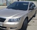 Бежевый Хендай Соната, объемом двигателя 2 л и пробегом 307 тыс. км за 6085 $, фото 1 на Automoto.ua