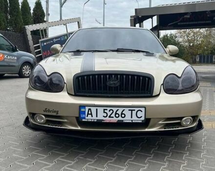 Бежевый Хендай Соната, объемом двигателя 2 л и пробегом 315 тыс. км за 4400 $, фото 6 на Automoto.ua