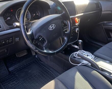 Хендай Соната 2006 у Краматорске на Automoto.ua Бежевий Хендай Соната, об'ємом двигуна 2.4 л та пробігом 200 тис. км за 5750 $, фото 5 на Automoto.ua
