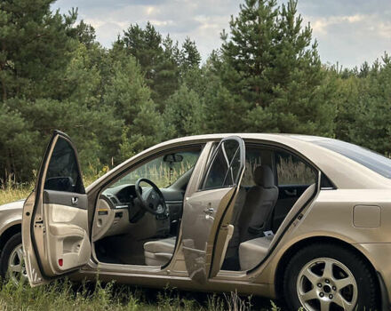 Бежевий Хендай Соната, об'ємом двигуна 2.36 л та пробігом 227 тис. км за 4700 $, фото 11 на Automoto.ua