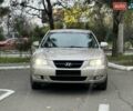 Бежевий Хендай Соната, об'ємом двигуна 2 л та пробігом 218 тис. км за 6300 $, фото 3 на Automoto.ua