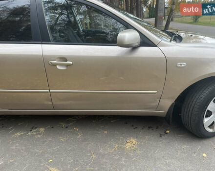 Бежевый Хендай Соната, объемом двигателя 2 л и пробегом 181 тыс. км за 4900 $, фото 5 на Automoto.ua