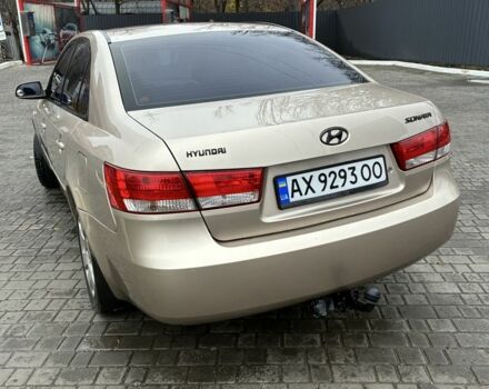 Бежевый Хендай Соната, объемом двигателя 2 л и пробегом 254 тыс. км за 5899 $, фото 4 на Automoto.ua