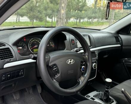 Бежевий Хендай Соната, об'ємом двигуна 2 л та пробігом 218 тис. км за 6300 $, фото 20 на Automoto.ua